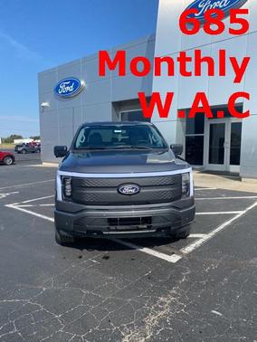 2025 Ford F-150 Lightning Flash