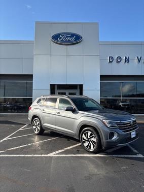 2024 Volkswagen Atlas 2.0T SE w/Technology 4MOTION