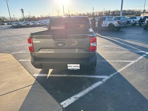 2025 Ford Maverick XL