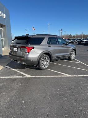 2026 Ford Explorer Active (200A)