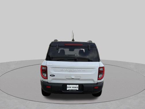 Oxford White 2026 Ford Bronco Sport Outer Banks