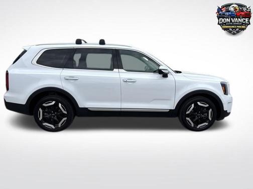 Glacial White Pearl 2025 Kia Telluride S