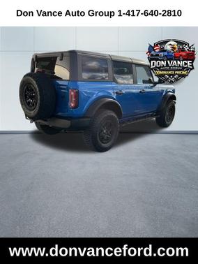 Velocity Blue Metallic 2024 Ford Bronco Wildtrak