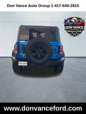 Velocity Blue Metallic 2024 Ford Bronco Wildtrak