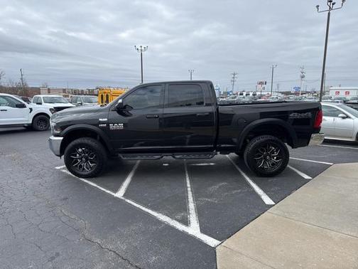 2018 RAM 2500 Tradesman Crew Cab 4x4 6'4' Box