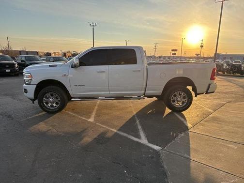 2024 RAM 2500 Laramie Crew Cab 4x4 6'4' Box