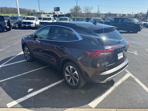 2023 Ford Escape Platinum