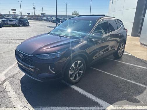 2023 Ford Escape Platinum