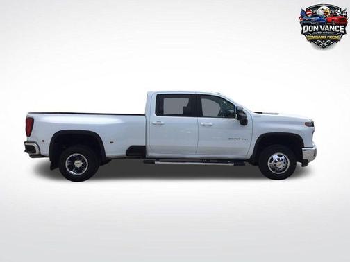Summit White 2024 Chevrolet Silverado 3500 LT