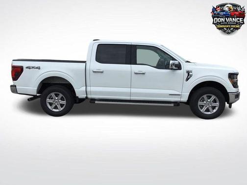Oxford White 2025 Ford F-150 XLT