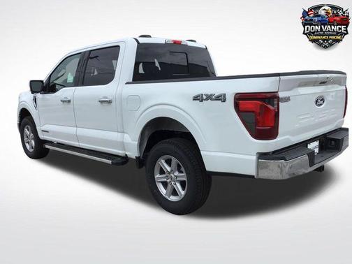 Oxford White 2025 Ford F-150 XLT