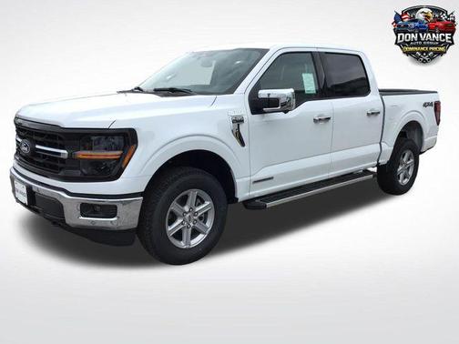 Oxford White 2025 Ford F-150 XLT