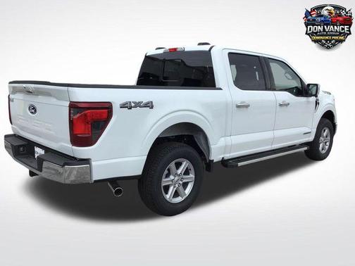 Oxford White 2025 Ford F-150 XLT