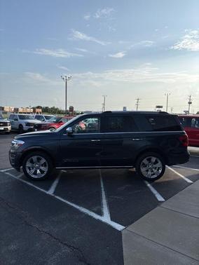 2024 Ford Expedition Platinum