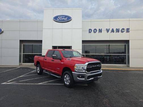 2024 RAM 2500 Big Horn Crew Cab 4x4 6'4' Box