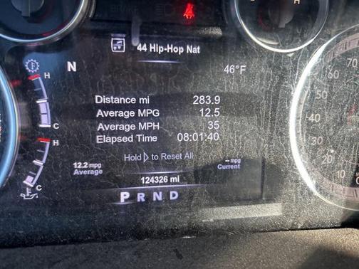 2017 RAM 2500 Laramie Crew Cab 4x4 6'4' Box