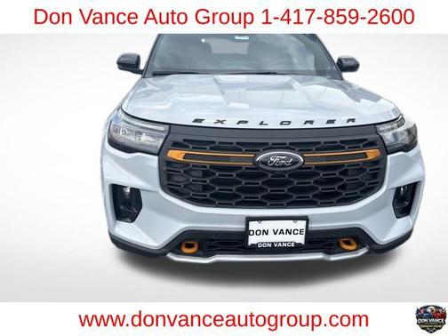 Space White Metallic 2026 Ford Explorer Tremor