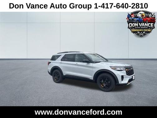 Space White Metallic 2026 Ford Explorer Tremor