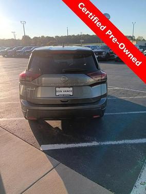 2024 Nissan Rogue SV