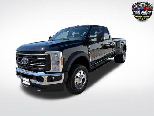 Agate Black Metallic 2026 Ford F-450 XL