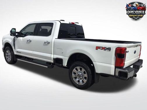 Star White Metallic Tri-Coat 2026 Ford F-250 Lariat