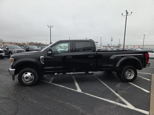 2022 Ford F-350 XLT