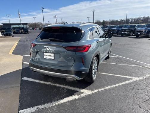 2023 INFINITI QX50 LUXE AWD