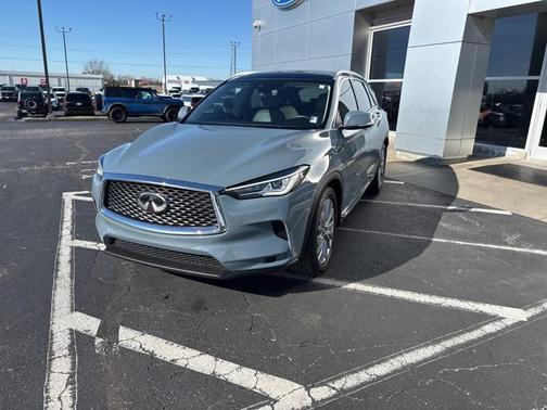 2023 INFINITI QX50 LUXE AWD