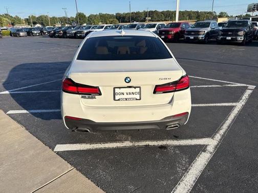 2023 BMW 540 i