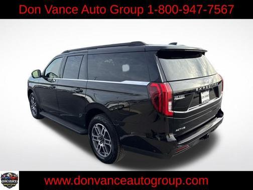 Black Metallic 2025 Ford Expedition Max Active 4x4