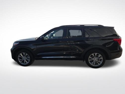 Agate Black Metallic 2024 Ford Explorer XLT