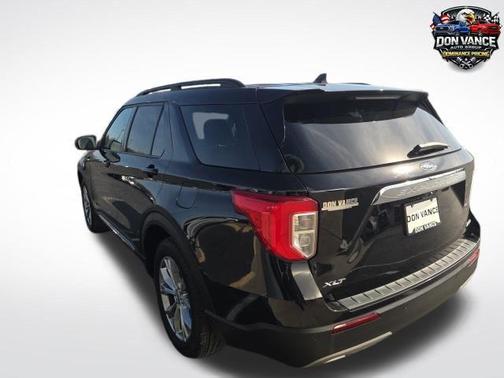Agate Black Metallic 2024 Ford Explorer XLT