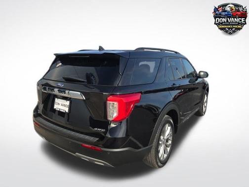 Agate Black Metallic 2024 Ford Explorer XLT