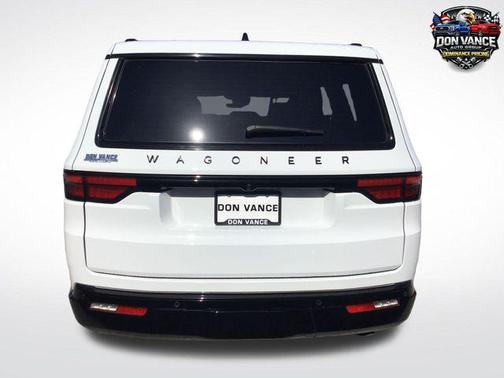Bright White Clearcoat 2025 Jeep Wagoneer Series II 4x4