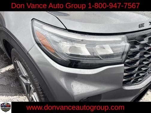 Gray Metallic 2025 Ford Explorer ST-Line