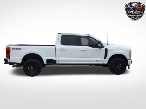 Oxford White 2025 Ford F-350 Lariat