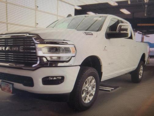 2024 RAM 2500 Laramie Crew Cab 4x4 6'4' Box