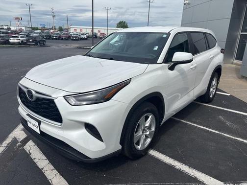 2023 Toyota Highlander L