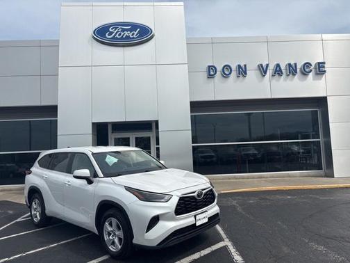 2023 Toyota Highlander L