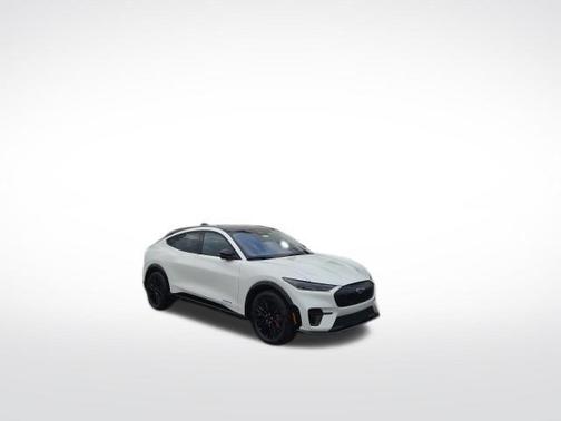 Star White Metallic Tri-Coat 2025 Ford Mustang Mach-E Premium