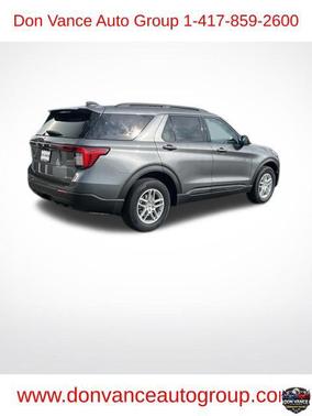 Carbonized Gray Metallic 2026 Ford Explorer Active w/200A Pkg