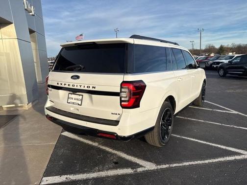 2022 Ford Expedition Max Limited
