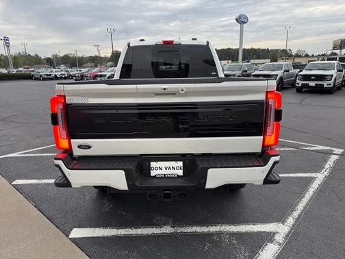 2026 Ford F-350 Platinum