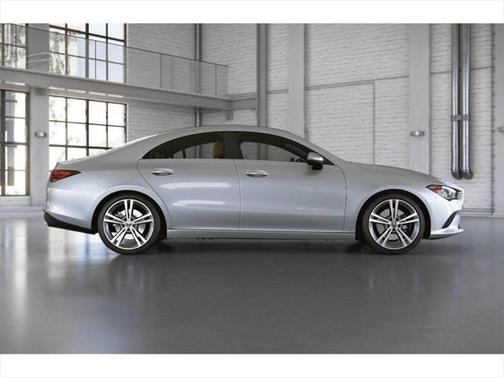2022 Mercedes-Benz CLA 250 4MATIC