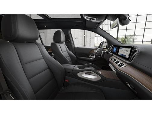 2025 Mercedes-Benz GLS 450 4MATIC