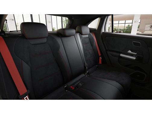 2025 Mercedes-Benz AMG GLA 35 4MATIC