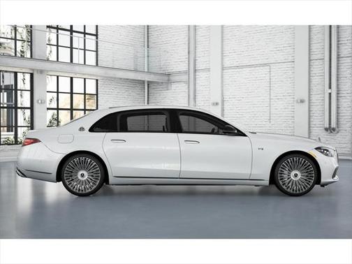 2025 Mercedes-Benz S-Class Maybach S 680
