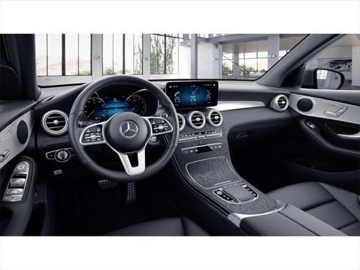 2022 Mercedes-Benz GLC 300 4MATIC