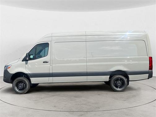2025 Mercedes-Benz Sprinter 2500 Cargo 170 WB