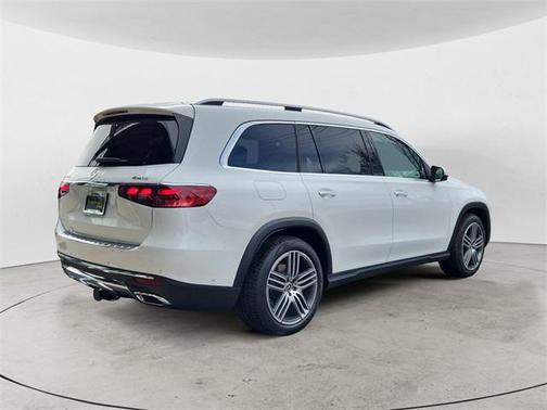 2025 Mercedes-Benz GLS 450 4MATIC
